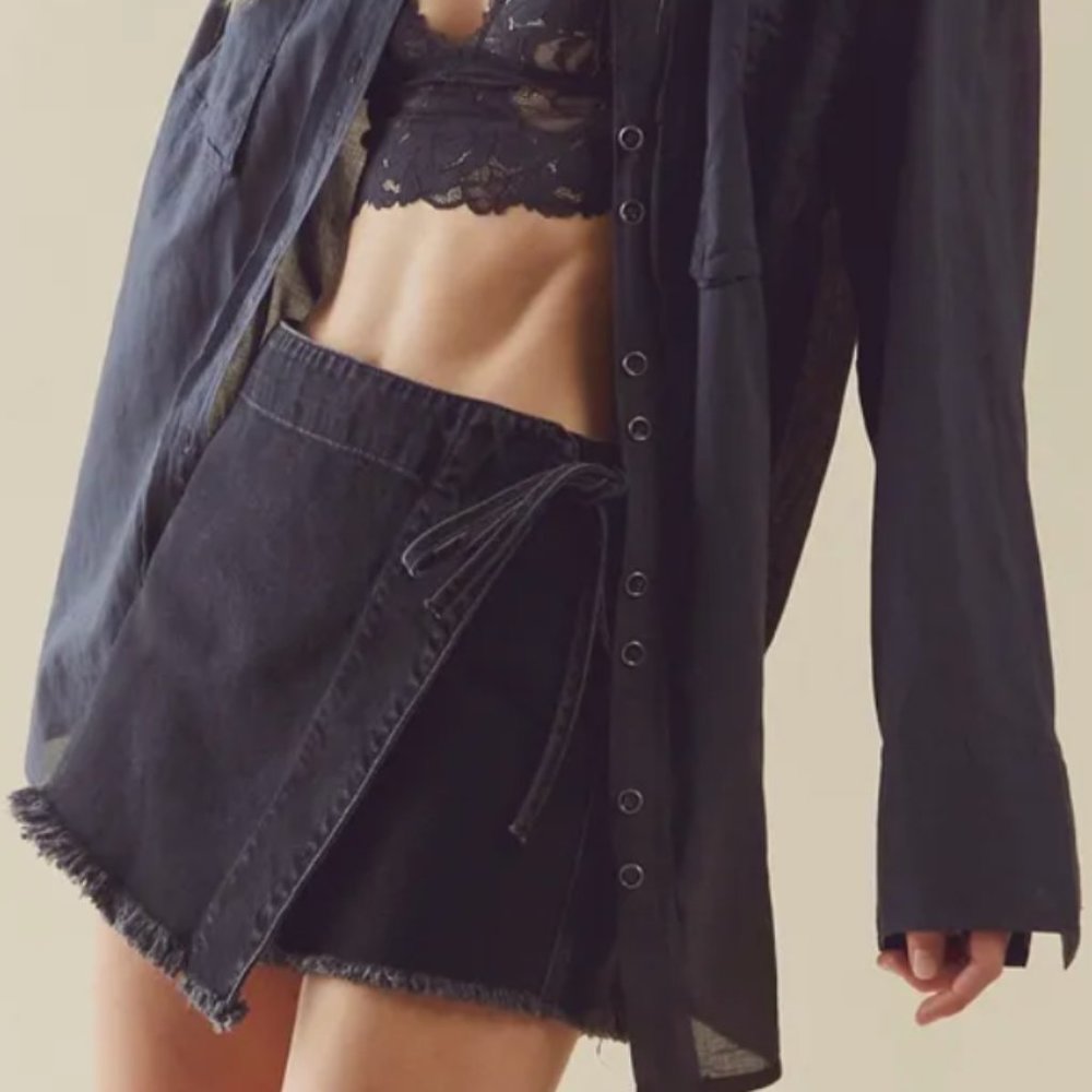 WE THE FREE PEOPLE Emmy Denim Tie Skort Black 4